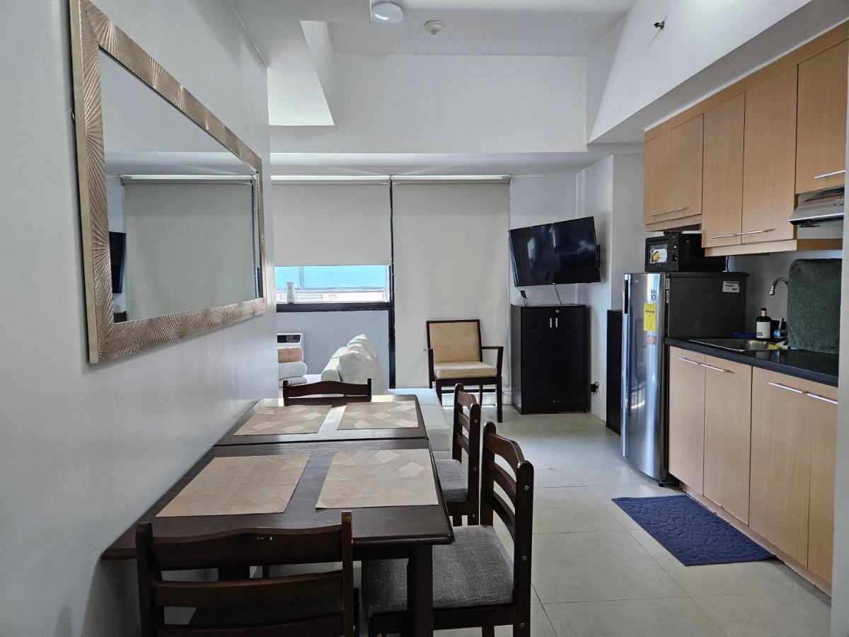 Spacious Studios Mandaluyong Exterior foto