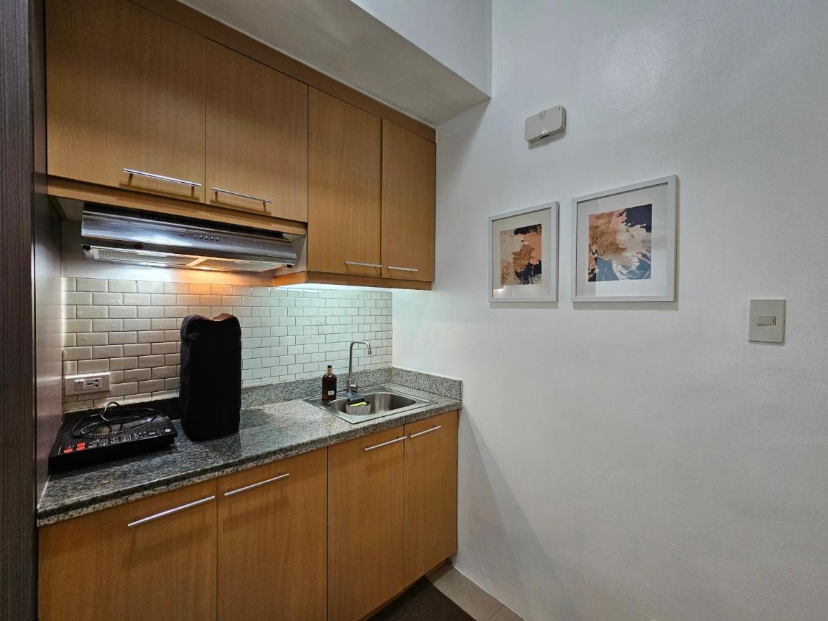Spacious Studios Mandaluyong Exterior foto
