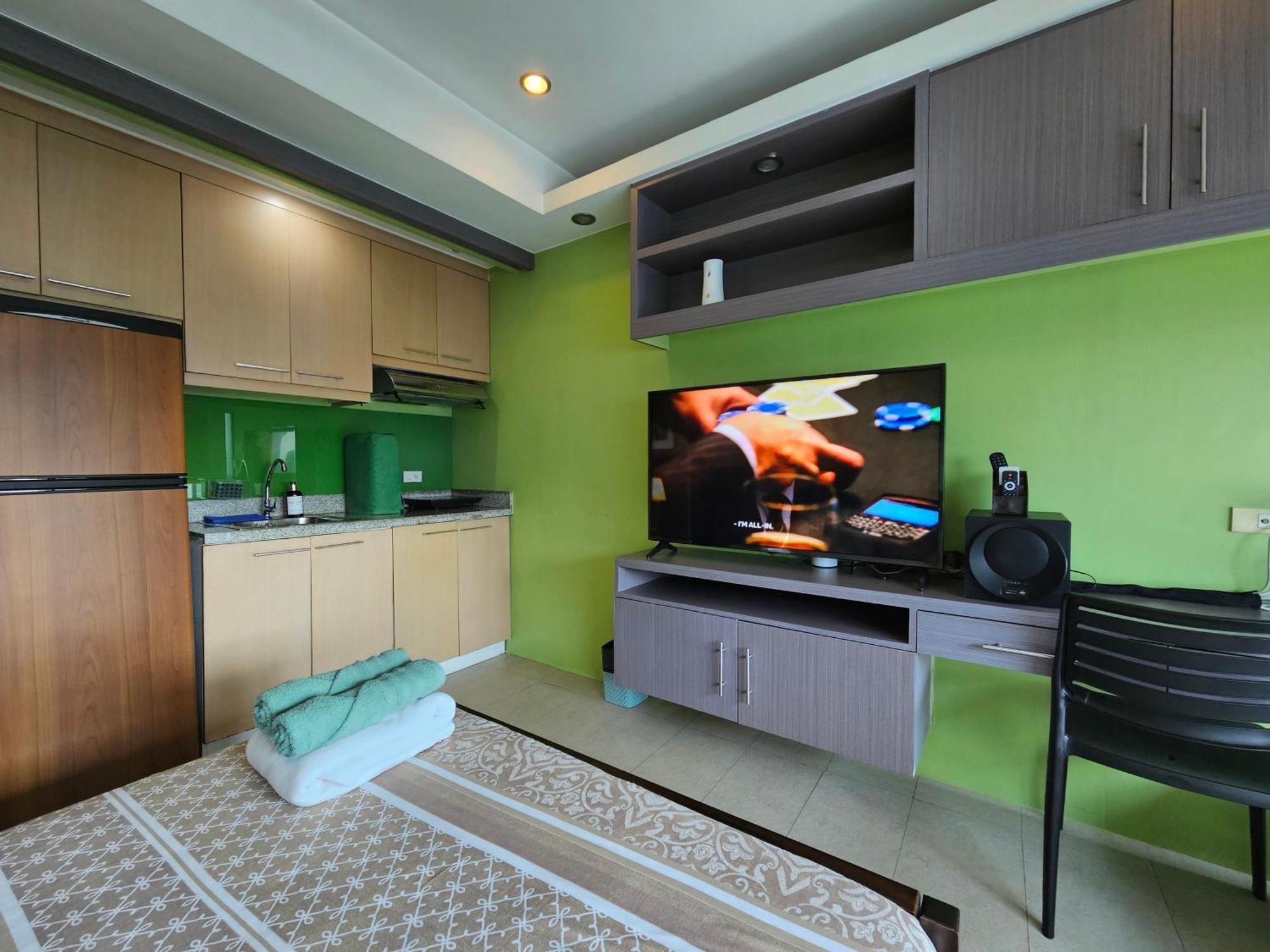 Spacious Studios Mandaluyong Exterior foto
